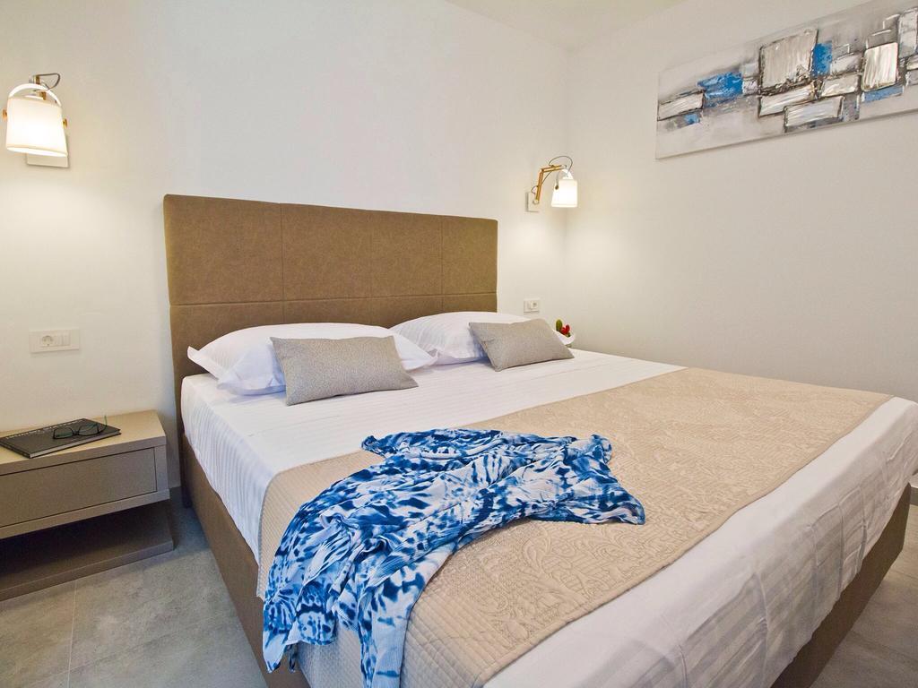 Luxury Rooms Pino Split Exteriör bild