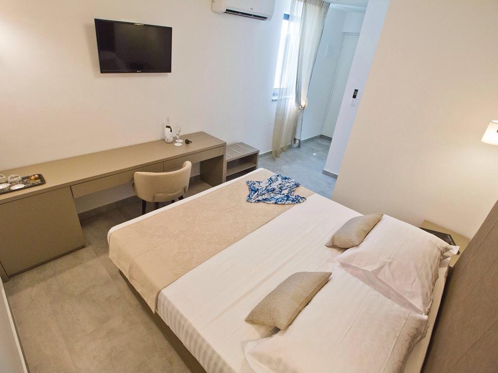 Luxury Rooms Pino Split Exteriör bild
