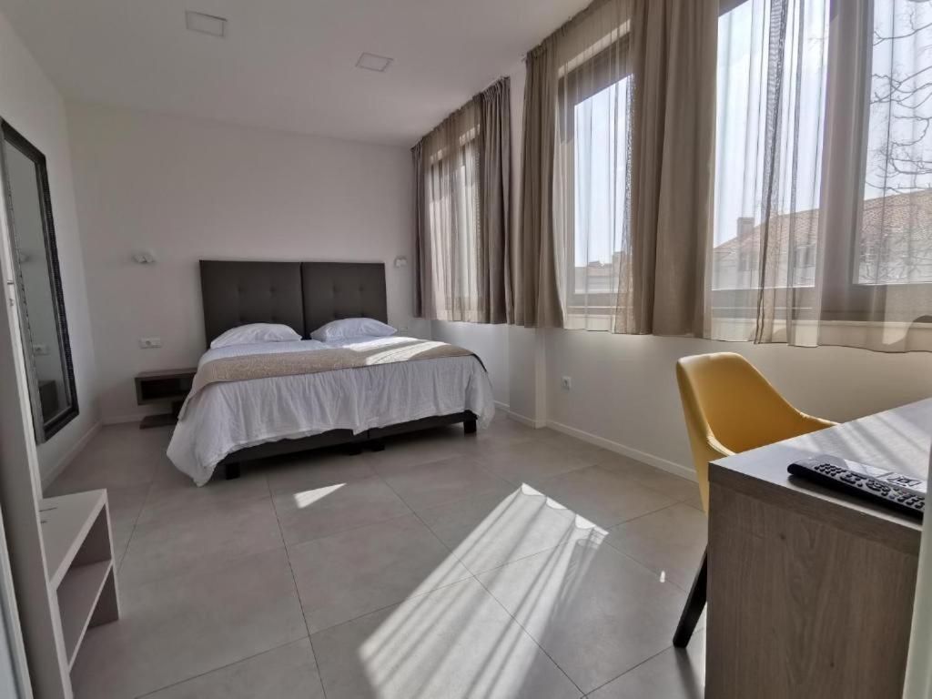Luxury Rooms Pino Split Exteriör bild
